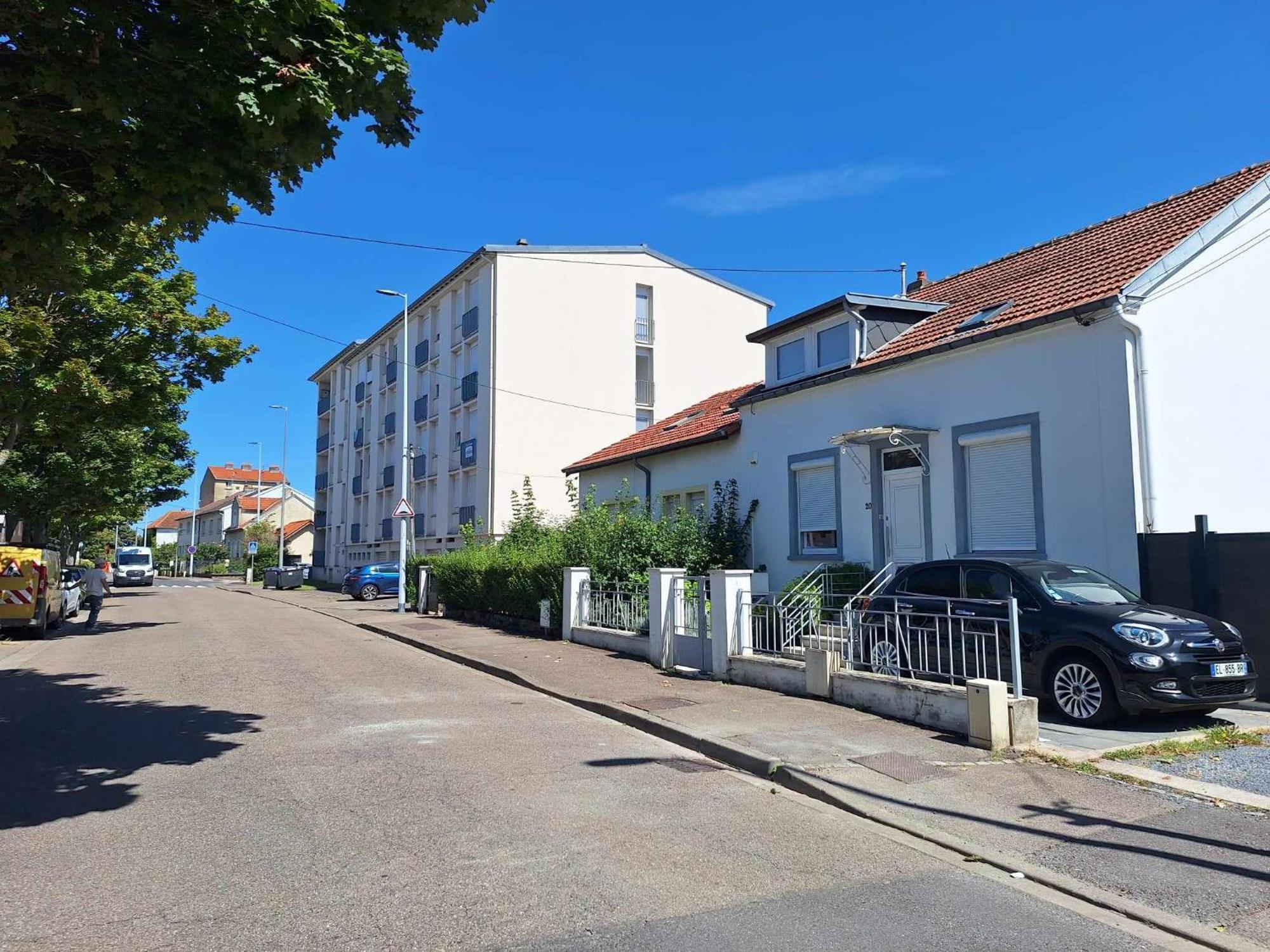 Jurassique Appart Montigny-les-Metz Exterior photo